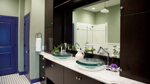 EXTREME MAKEOVER HOME EDITION - Bathroom Photo, "Zdroj Family," on "Extreme Makeover Home Edition," Monday, December 3rd (8:00-10:00 p.m. ET/PT) on the ABC Television Network.