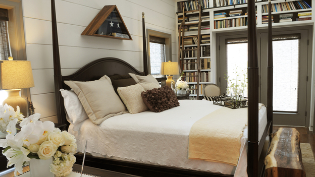 EXTREME MAKEOVER HOME EDITION - "Jubilee/Marshall Family," - Master Bedroom    Picture, on  "Extreme Makeover Home Edition," Sunday, September 25th       (7:00-9:00 p.m.  ET/PT) on the ABC Television Network.