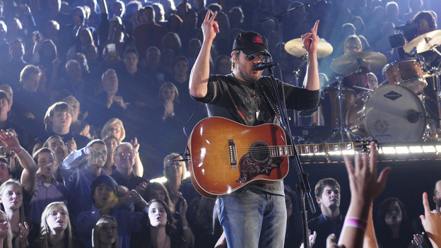 THE 45th ANNUAL CMA AWARDS - THEATRE - "The 45th Annual CMA Awards" broadcast live on ABC from the Bridgestone Arena in Nashville on WEDNESDAY, NOVEMBER 9 (8:00-11:00 p.m., ET). (ABC/KATHERINE BOMBOY-THORNTON)ERIC CHURCH
