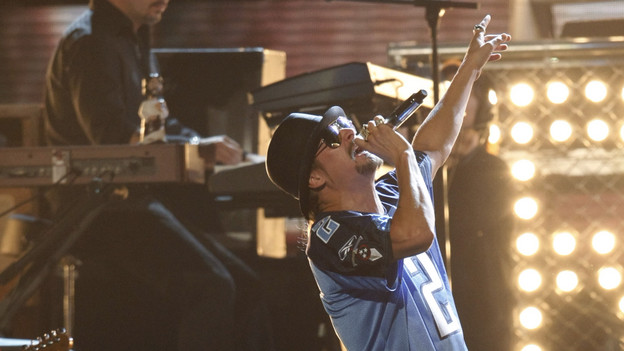 THE 42ND ANNUAL CMA AWARDS - THEATRE - "The 42nd Annual CMA Awards" aired live from the Sommet Center in Nashville, WEDNESDAY, NOVEMBER 12 (8:00-11:00 p.m., ET) on the ABC Television Network. (ABC/CHRIS HOLLO)KID ROCK