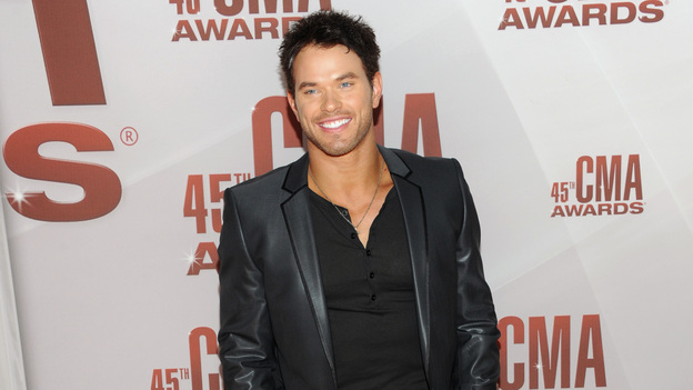 THE 45th ANNUAL CMA AWARDS - RED CARPET ARRIVALS - "The 45th Annual CMA Awards" will broadcast live on ABC from the Bridgestone Arena in Nashville on WEDNESDAY, NOVEMBER 9 (8:00-11:00 p.m., ET). (ABC/JASON KEMPIN)KELLAN LUTZ
