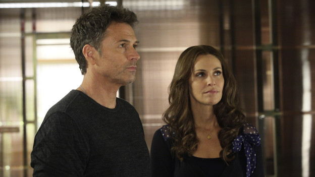 PRIVATE PRACTICE - "Can't Find My Way Back Home" - Despite how Charlotte is choosing to deal with the aftermath of her sexual assault, her fellow doctors think they know what's best, teaming up to pursue criminal charges against her attacker. Pete gets a surprise visitor, his estranged brother, who has come to ask Pete to help release their sick mother from prison, on "Private Practice," THURSDAY, NOVEMBER 18 (10:01-11:00 p.m., ET) on the ABC Television Network. (ABC/DANNY FELD)TIM DALY, AMY BRENNEMAN