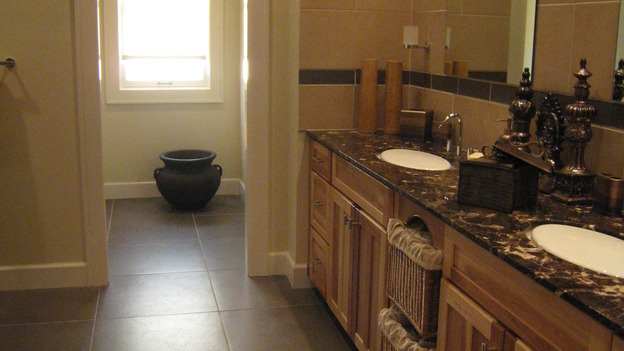 EXTREME MAKEOVER HOME EDITION - "Jacobo Family" - Bathroom, on "Extreme Makeover Home Edition," Sunday, May 13th on the ABC Television Network.