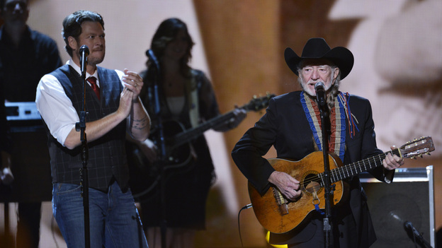 THE 46TH ANNUAL CMA AWARDS - THEATRE - "The 46th Annual CMA Awards" airs live THURSDAY, NOVEMBER 1 (8:00-11:00 p.m., ET) on ABC live from the Bridgestone Arena in Nashville, Tennessee. (ABC/KATHERINE BOMBOY-THORNTON)BLAKE SHELTON, WILLIE NELSON