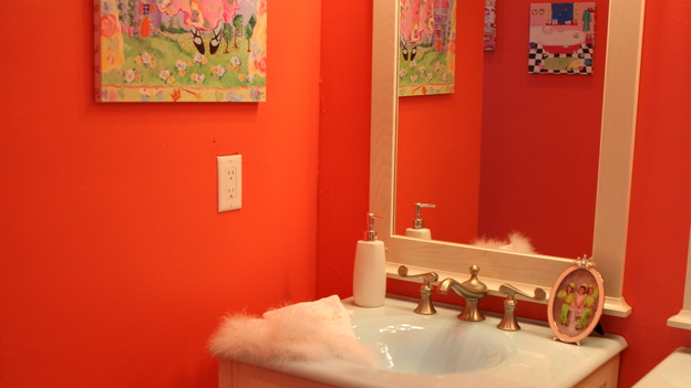 EXTREME MAKEOVER HOME EDITION - "Usea Family," -&nbsp; Bathroom, on "Extreme Makeover Home Edition," Sunday, May 18th on the ABC Television Network.