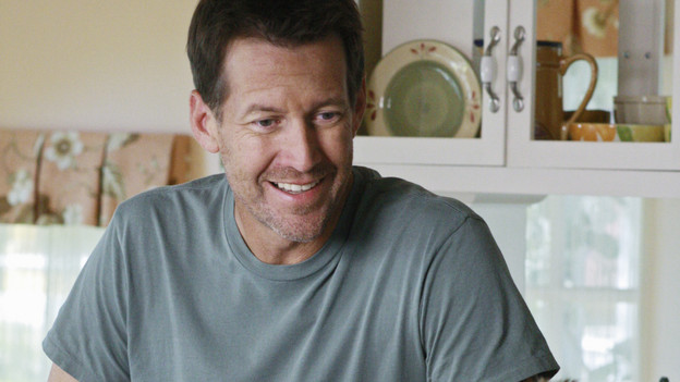DESPERATE HOUSEWIVES - "Would I Think of Suicide?" - The residents of Fairview learn the hard way that the world is a dangerous place, on ABC's "Desperate Housewives," SUNDAY, NOVEMBER 29(9:00-10:01 p.m., ET). In the wake of another attack, Angie decides the time has come for her and her family to leave Wisteria Lane; Bree and Susan are literally up in arms with one another as Bree's affair with Karl becomes increasingly difficult to hide; Lynette's pregnancy causes a rift with Gaby; and a confrontation between Mike and Katherine leads to a harmful and unexpected blow. (ABC/RON TOM)JAMES DENTON, MASON VALE COTTON