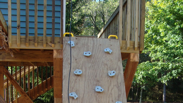 EXTREME MAKEOVER HOME EDITION - "Nickless Family," - Playground Details, on "Extreme Makeover Home Edition," Sunday, November 30th on the ABC Television Network.