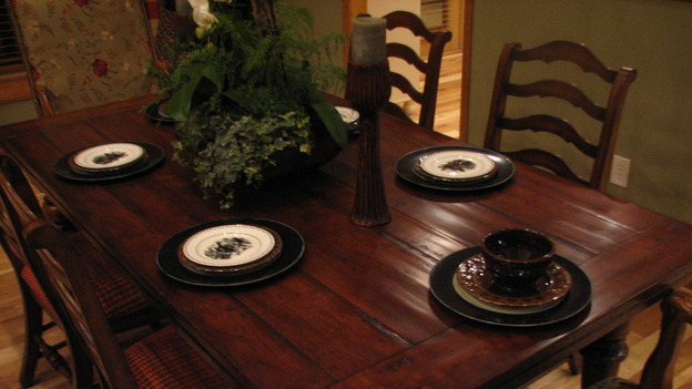 EXTREME MAKEOVER HOME EDITION - "Tipton-Smith Family," - Dining Room, on "Extreme Makeover Home Edition," Sunday, March 11th on the ABC Television Network.