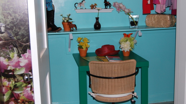 EXTREME MAKEOVER HOME EDITION - "Almquist Family," - Girl's Bedroom&nbsp;Details, on "Extreme Makeover Home Edition," Sunday, March 29th on the ABC Television Network.