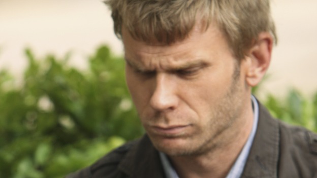 LOST - "The Incident," Parts 1 & 2 - Jack's decision to put a plan in action in order to set things right on the island is met with some strong resistance by those close to him, and Locke assigns Ben a difficult task, on the season finale of "Lost," WEDNESDAY, MAY 13 (9:00-11:00 p.m., ET) on the ABC Television Network. (ABC/MARIO PEREZ)MARK PELLEGRINO