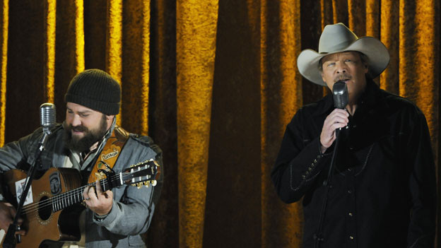 THE 44TH ANNUAL CMA AWARDS - THEATRE - "The 44th Annual CMA Awards" were broadcast live from the Bridgestone Arena in Nashville, WEDNESDAY, NOVEMBER 10 (8:00-11:00 p.m., ET) on the ABC Television Network. (ABC/KATHERINE BOMBOY)ZAC BROWN, ALAN JACKSON