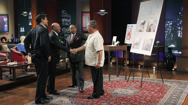 SHARK TANK - "Episode 202" - Season Two of "Shark Tank" promises to make TV history with the Sharks offering over $10 million in investment deals to bankroll a creative array of innovative entrepreneurs. This season, high tech billionaire entrepreneur Mark Cuban and successful comedian and self-made businessman Jeff Foxworthy jump into the Tank to appear separately in the show's nine episodes. The Season Premiere, "Episode 202," airs FRIDAY, MARCH 25 (8:00-9:00 p.m., ET) on ABC. (ABC/CRAIG SJODIN)MARK CUBAN, KEVIN O'LEARY, DAYMOND JOHN, JOE MOORE (FIRST DEFENSE NASAL SCREENS)