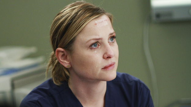 GREY'S ANATOMY - "Song Beneath the Song" - In a series first, the music that has been at the heart of the show and been beloved by fans comes to life for Grey's Anatomy: The Music Event. A cataclysmic event rattles the doctors of Seattle Grace to the core, as Callie, on the verge of an enormous life-changing moment with Arizona, envisions her hospital and friends as it has never-been-seen before. "Chasing Cars" (Snow Patrol), "How to Save a Life" (The Fray) and "The Story" (Brandi Carlile) are among the songs performed by the cast in one of the most special hours of "Greys Anatomy" yet, THURSDAY, MARCH 31 (9:00-10:01 p.m., ET) on the ABC Television Network. (ABC/RON TOM)JESSICA CAPSHAW