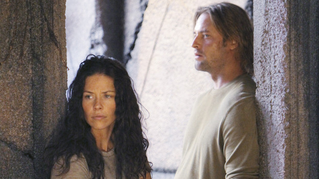 LOST - "What Kate Does" - Kate finds herself on the run, while Jack is tasked with something that could endanger a friend's life, on "Lost," TUESDAY, FEBRUARY 9 (9:00-10:00 p.m., ET) on the ABC Television Network. (ABC/MARIO PEREZ)EVANGELINE LILLY, JOSH HOLLOWAY