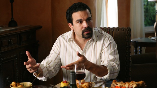DESPERATE HOUSEWIVES - "Thank You So Much" - Edie thinks that Karl is going to pop the question, but he's really trying to marry Susan, Carlos learns more about the fractured relationship between Gabrielle and her mother, Lucia (guest star Maria Conchita Alonso), and Lynette learns the extent of Bree's problem with alcohol, on "Desperate Housewives," SUNDAY, FEBRUARY 19 (9:00-10:00 p.m., ET) on the ABC Television Network. (ABC/DANNY FELD)RICARDO ANTONIO CHAVIRA