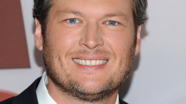 THE 45th ANNUAL CMA AWARDS - RED CARPET ARRIVALS - "The 45th Annual CMA Awards" will broadcast live on ABC from the Bridgestone Arena in Nashville on WEDNESDAY, NOVEMBER 9 (8:00-11:00 p.m., ET). (ABC/JASON KEMPIN)BLAKE SHELTON