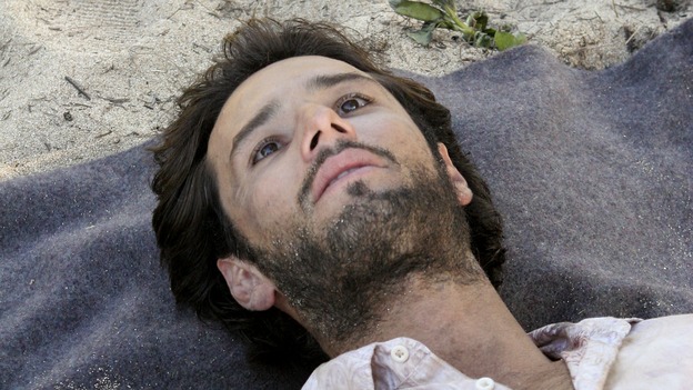 LOST - "Expos" - Hurley begins to suspect that Sawyer may be involved in an island mystery surrounding two fellow survivors, and Sun learns the truth about her past kidnapping attempt by "The Others," on "Lost," WEDNESDAY, MARCH 28 (10:00-11:00 p.m., ET), on the ABC Television Network. (ABC/MARIO PEREZ)RODRIGO SANTORO