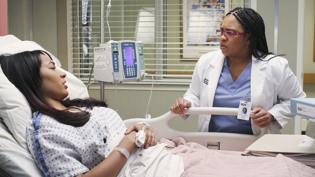 GREY'S ANATOMY - "The Time Warp" - In his new role as Chief, Derek restores the hospital lecture series, and Richard, Bailey and Callie present to the group pivotal surgical cases from their pasts - Bailey reflects on her first days as a shy resident, Callie looks back on a polio case, and Richard recalls a case in which he and Ellis worked on a patient diagnosed with GRID, a virus later called AIDS -- on "Grey's Anatomy," THURSDAY, FEBRUARY 18 (9:00-10:01 p.m., ET) on the ABC Television Network. (ABC/RON TOM)RACHEL NICKS, CHANDRA WILSON