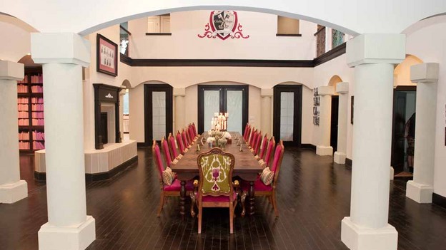 EXTREME MAKEOVER HOME EDITION - "Boys Hope/Girls Hope," - Dining Room Pictures, on "Extreme Makeover Home Edition," Sunday, September 26th (7:00-9:00 p.m. ET/PT) on the ABC Television Network.