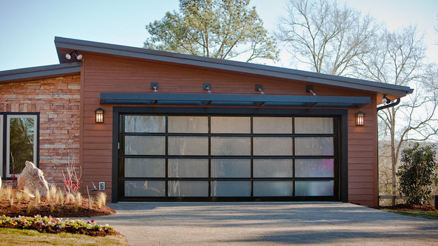EXTREME MAKEOVER HOME EDITION - "Williams Family," - Exteriors, on "Extreme Makeover Home Edition," Sunday, May 16th (8:00-9:00 p.m. ET/PT) on the ABC Television Network.