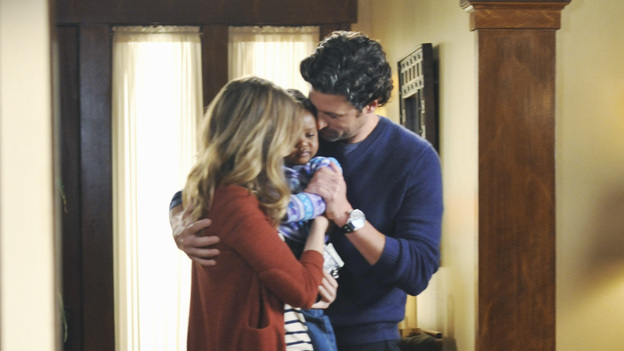 GREY'S ANATOMY - "Suddenly" - A severe car crash involving an entire family results in an all-hands-on situation in the ER, as the eldest daughter is left to make the toughest decision of her life. Meanwhile Teddy, still in the dark about Henry's death, calls upon Cristina to help with her patient in the O.R., and Lexie finds herself working alongside Mark's new girlfriend, Julia, during an eye surgery on Grey's Anatomy, THURSDAY, JANUARY 5 (9:00-10:02 p.m., ET) on the ABC Television Network. (ABC/RICHARD FOREMAN)ELLEN POMPEO, PATRICK DEMPSEY