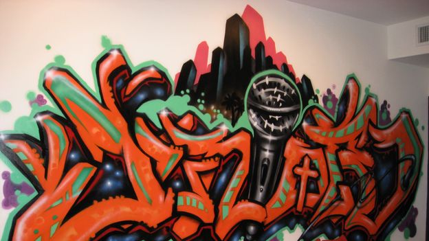 EXTREME MAKEOVER HOME EDITION - "Ruiz Family," - Boys' Bedroom Mural, on "Extreme Makeover Home Edition," Sunday, March 15th on the ABC Television Network.