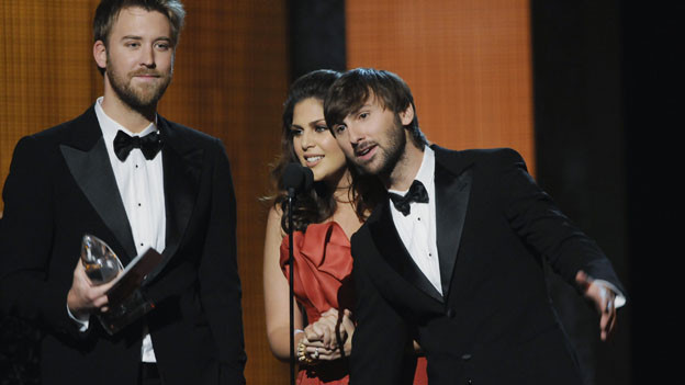 THE 44TH ANNUAL CMA AWARDS - THEATRE - "The 44th Annual CMA Awards" were broadcast live from the Bridgestone Arena in Nashville, WEDNESDAY, NOVEMBER 10 (8:00-11:00 p.m., ET) on the ABC Television Network. (ABC/KATHERINE BOMBOY)LADY ANTEBELLUM