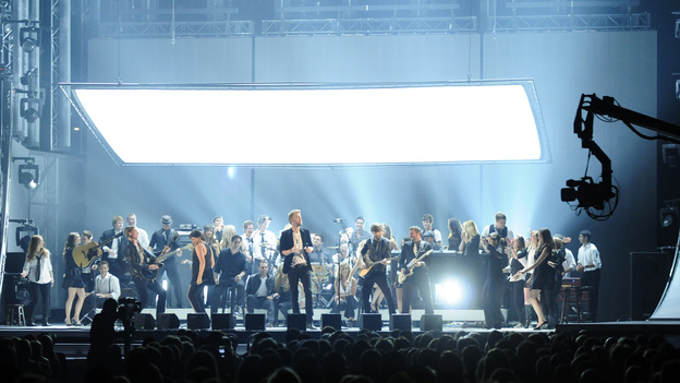 THE 45th ANNUAL CMA AWARDS - THEATRE - "The 45th Annual CMA Awards" broadcast live on ABC from the Bridgestone Arena in Nashville on WEDNESDAY, NOVEMBER 9 (8:00-11:00 p.m., ET). (ABC/KATHERINE BOMBOY-THORNTON)LADY ANTEBELLUM