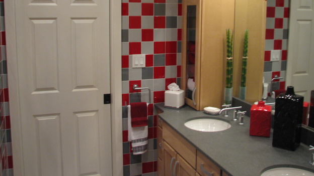 EXTREME MAKEOVER HOME EDITION - "Killagallon Family," - Bathroom, on "Extreme Makeover Home Edition," Sunday, May 6th on the ABC Television Network.