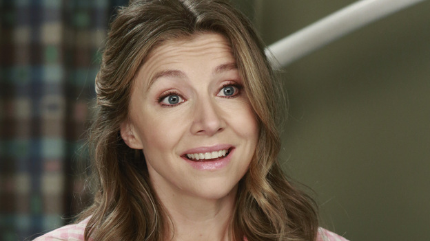 GREY'S ANATOMY - "Can't Fight This Feeling" - A gas tanker explodes on a Seattle highway, causing multiple injuries -- including paramedic Matthew; Meredith and Jo help a frantic mother (Sarah Chalke) whose child is suffering from a mysterious illness; and Owen bonds with a young boy whose parents are in critical condition. Meanwhile true colors are revealed when Alex is forced to work with Jo's boyfriend on an ailing patient, on "Grey's Anatomy," THURSDAY, MARCH 28 (9:00-10:02 p.m., ET) on the ABC Television Network. (ABC/Ron Tom)SARAH CHALKE