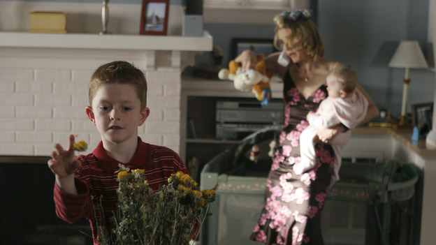 DESPERATE HOUSEWIVES - "CHILDREN WILL LISTEN " (ABC/DANNY FELD) ZANE HUETT, FELICITY HUFFMAN