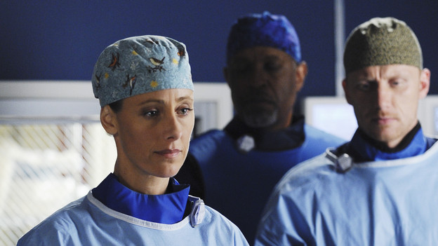 GREY'S ANATOMY - "Shiny Happy People" - An elderly patient admitted into the E.R. for a heart condition sees a familiar face, a long lost love who happens to be in the E.R. as well for a fractured arm, and the staff find themselves caught up in their love story. Meanwhile, Karev treats a troubled teenage patient (guest star Demi Lovato) whose parents brought her in for schizophrenia, and Meredith can't help but tell Cristina about her suspicions of Owen -- which inevitably messes with Cristina's head -- on "Grey's Anatomy," THURSDAY, MAY 13 (9:00-10:01 p.m., ET) on the ABC Television Network. (ABC/MITCH HADDAD)KIM RAVER, JAMES PICKENS, JR., KEVIN MCKIDD