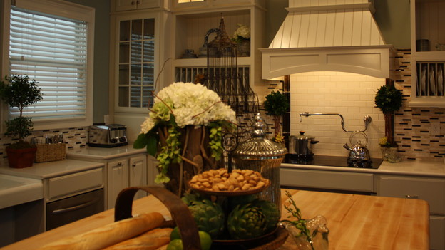 EXTREME MAKEOVER HOME EDITION - "Terpenning Family," - Kitchen, on "Extreme Makeover Home Edition," Sunday, November 8th, on the ABC Television Network.
