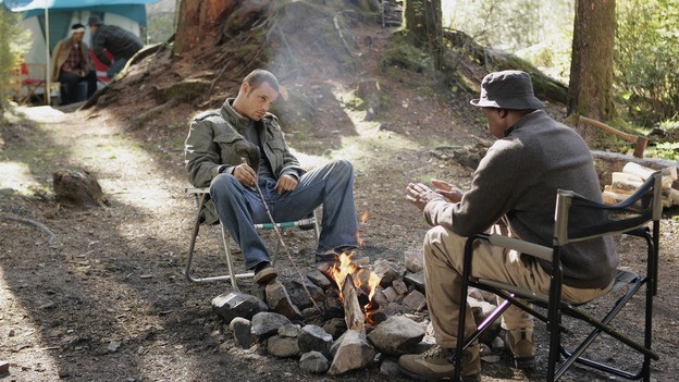 GREY'S ANATOMY - "Where the Boys Are" - The men of Seattle Grace go on a camping trip together, Addison and Callie must team up to work on a patient, Meredith assists Sloan with a procedure unlike any she has experienced, and, suspicious of her recent actions at the hospital, Bailey confronts Cristina, on "Grey's Anatomy," THURSDAY, NOVEMBER 9 (9:00-10:01 p.m., ET) on the ABC Television Network. (ABC/CRAIG SJODIN)JUSTIN CHAMBERS, JAMES PICKENS, JR.