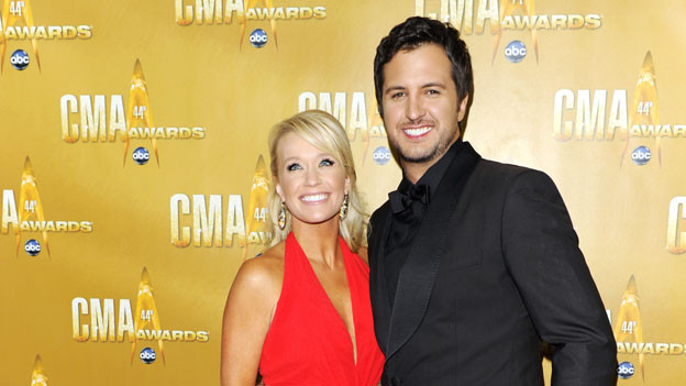 THE 44TH ANNUAL CMA AWARDS - RED CARPET ARRIVALS - "The 44th Annual CMA Awards" will be broadcast live from the Bridgestone Arena in Nashville, WEDNESDAY, NOVEMBER 10 (8:00-11:00 p.m., ET) on the ABC Television Network. (ABC/ANDREW WALKER)LUKE BRYAN