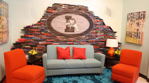 EXTREME MAKEOVER HOME EDITION - "Lighthouse School/Sweatt Family," - Living Room   Picture, on "Extreme Makeover Home Edition," Sunday,  November 14th     (8:00-9:00 p.m. ET/PT) on the ABC Television Network.