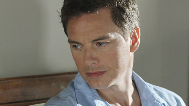 DESPERATE HOUSEWIVES - "The Ballad of Booth" - Lynette comes to a shocking realization about Eddie on ABC's "Desperate Housewives," SUNDAY, MAY 9 (9:00-10:01 p.m., ET). Meanwhile, Angie discreetly relies on Gaby for help when Patrick threatens the life of her son; Bree offers Sam a generous payoff to walk away; and Susan and Mike's financial woes result in the ultimate sacrifice. (ABC/RON TOM)JOHN BARROWMAN