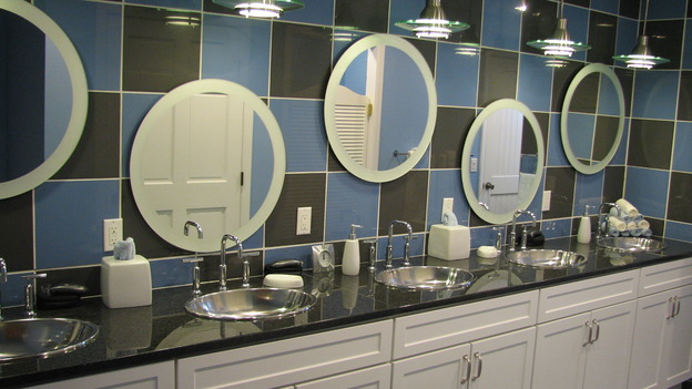 EXTREME MAKEOVER HOME EDITION - "Rogers Family," - Bathroom, on "Extreme Makeover Home Edition," Sunday, September 24th on the ABC Television Network.