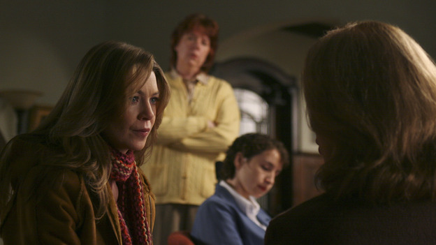 102104_2801 -- GREY'S ANATOMY - "SHAKE YOUR GROOVE THING" (ABC/SCOTT GARFIELD)ELLEN POMPEO, KATE BURTON