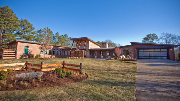 EXTREME MAKEOVER HOME EDITION - "Williams Family," - Exteriors, on "Extreme Makeover Home Edition," Sunday, May 16th (8:00-9:00 p.m. ET/PT) on the ABC Television Network.