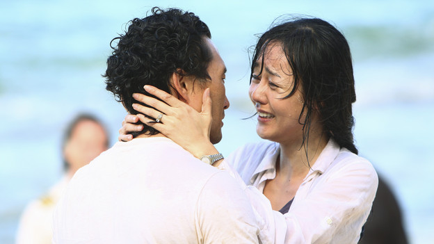 LOST - "The Last Recruit" - Alliances are forged and broken as the Locke and Jack camps merge, on "Lost," TUESDAY, APRIL 20 (9:00-10:02 p.m., ET) on the ABC Television Network. (ABC/MARIO PEREZ) DANIEL DAE KIM, YUNJIN KIM