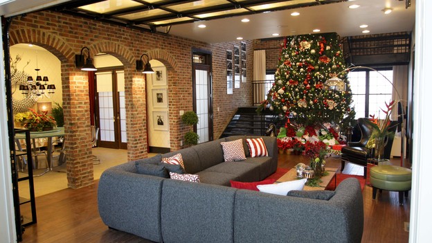 &nbsp;EXTREME MAKEOVER HOME EDITION - Living Room Photo, "Friday Family," on "Extreme Makeover Home Edition," Monday, December 17th (8:00-10:00 p.m. ET/PT) on the ABC Television Network.