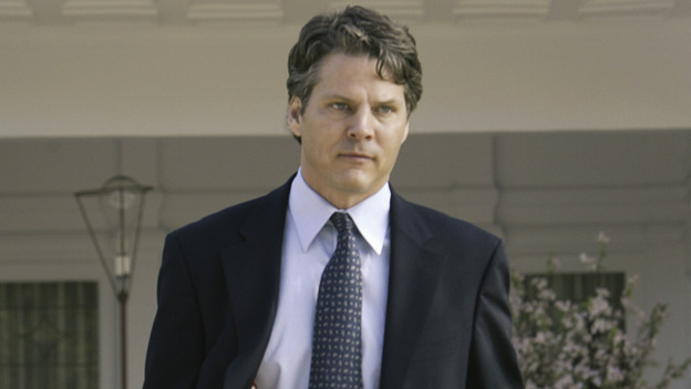 DESPERATE HOUSEWIVES - "PILOT" (ABC/PETER "HOPPER" STONE) MICHAEL REILLY BURKE