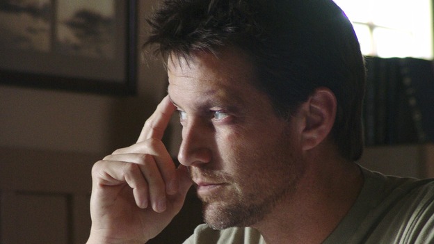 DESPERATE HOUSEWIVES - "LIVE ALONE AND LIKE IT" (ABC/DANNY FELD)JAMES DENTON