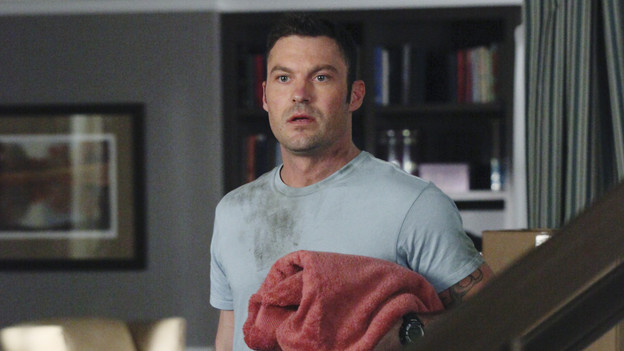 DESPERATE HOUSEWIVES - "Assassins" - Susan's life hangs in the balance after being trampled by the rioting mob on Wisteria Lane; the fate of Paul Young is revealed following the aftermath of the riot, but who shot him?; Keith moves in with Bree but is shocked when Orson pays a surprise visit; Gaby finds it difficult to purge all traces of Grace from her life in order to repair her relationship with Juanita; and Renee wrestles with telling Lynette the truth about her past with Tom, on "Desperate Housewives," SUNDAY, JANUARY 2 (9:00-10:01 p.m., ET) on the ABC Television Network. (ABC/DANNY FELD)BRIAN AUSTIN GREEN