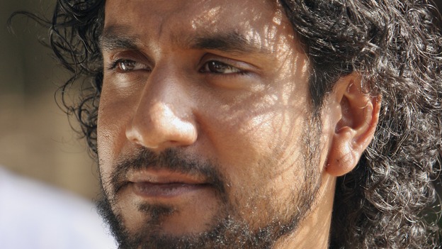 LOST - "The Man Behind the Curtain" - Ben begrudgingly begins to introduce Locke to the secrets of the island, beginning with the mysterious Jacob. Meanwhile, Juliet's secret goes public, on "Lost," WEDNESDAY, MAY 9 (10:00-11:00 p.m., ET), on the ABC Television Network. (ABC/MARIO PEREZ)NAVEEN ANDREWS