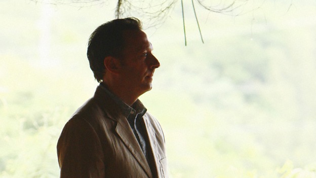 LOST - "He's Our You" - Things begin to unravel when one of the survivors goes rogue and takes matters into their own hands -- risking the lives of everyone on the island -- on "Lost," WEDNESDAY, MARCH 25 (9:00-10:02 p.m., ET) on the ABC Television Network.  (ABC/MARIO PEREZ)MICHAEL EMERSON