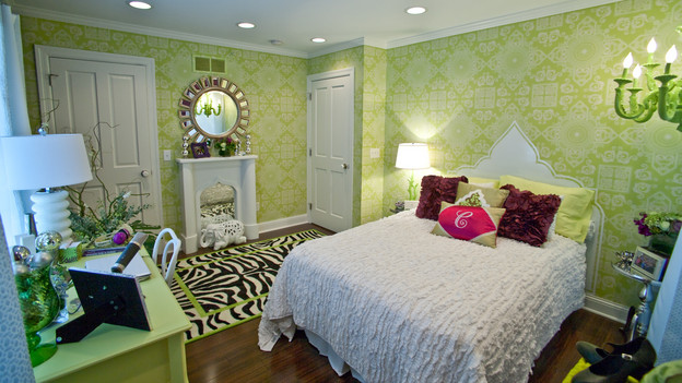 EXTREME MAKEOVER HOME EDITION - "Morris Family," - Girl's Bedroom, on "Extreme Makeover Home Edition," Sunday, January 3rd on the ABC Television Network.