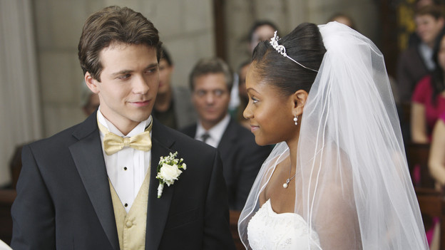 PRIVATE PRACTICE - "'Til Death Do Us Part" - As Violet continues to help Sam with Maya's wedding, Naomi refuses to take part as she works with Addison and Pete to save the life of a 25-week-old premature baby. Meanwhile, Cooper suspects that Charlotte's new boyfriend is abusing pills, on "Private Practice," THURSDAY, FEBRUARY 18 (10:01-11:00 p.m., ET) on the ABC Television Network. (ABC/CRAIG SJODIN)STEPHEN LUNSFORD, GEFFRI MAYA