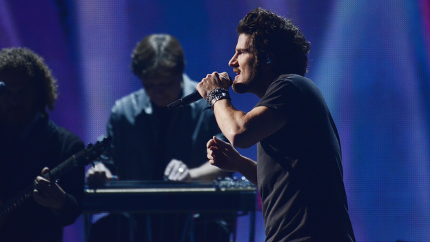 THE 45th ANNUAL CMA AWARDS - THEATRE - "The 45th Annual CMA Awards" broadcast live on ABC from the Bridgestone Arena in Nashville on WEDNESDAY, NOVEMBER 9 (8:00-11:00 p.m., ET). (ABC/KATHERINE BOMBOY-THORNTON)MATT NATHANSON